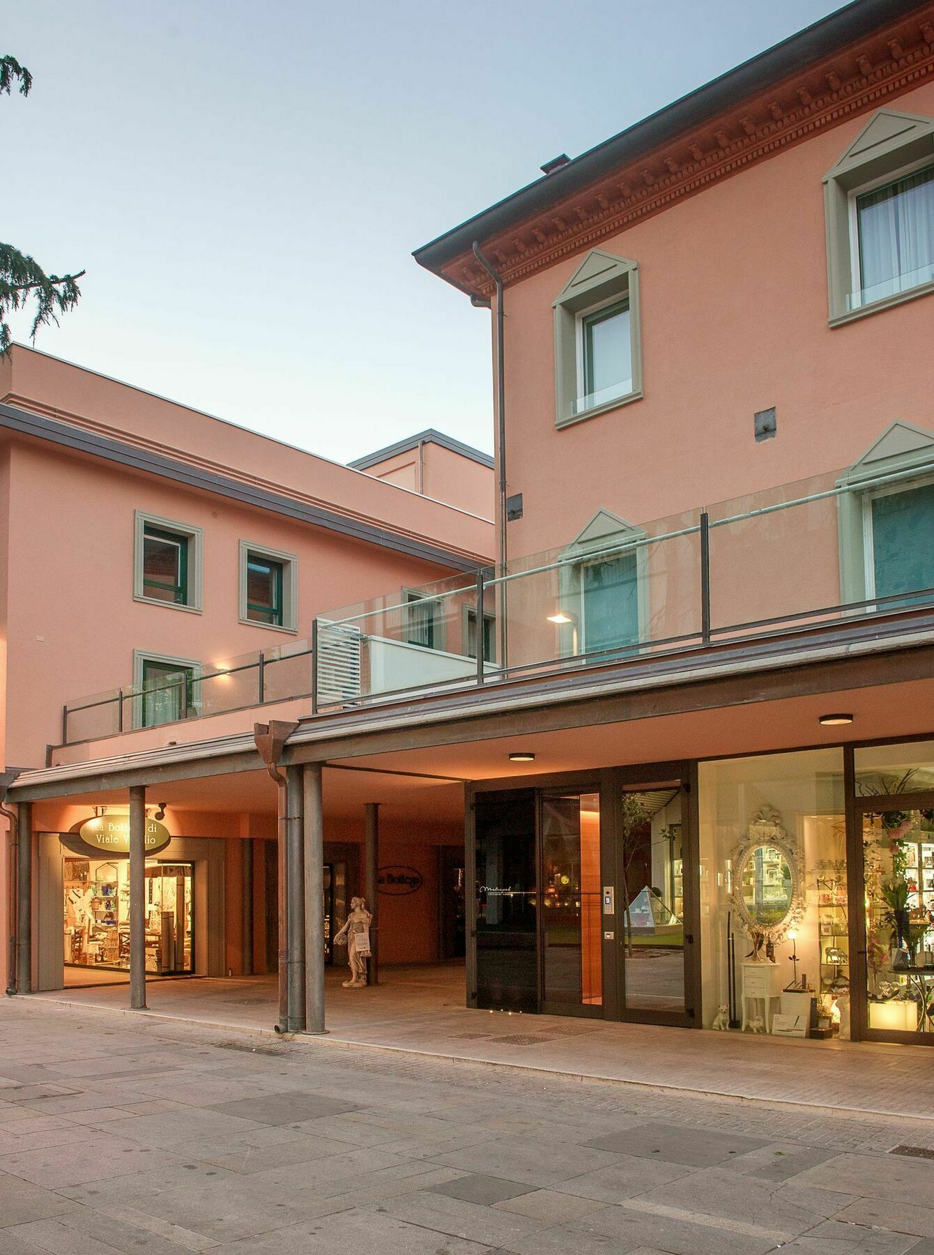 Metropol Ceccarini - Luxury Apart-hotel Riccione