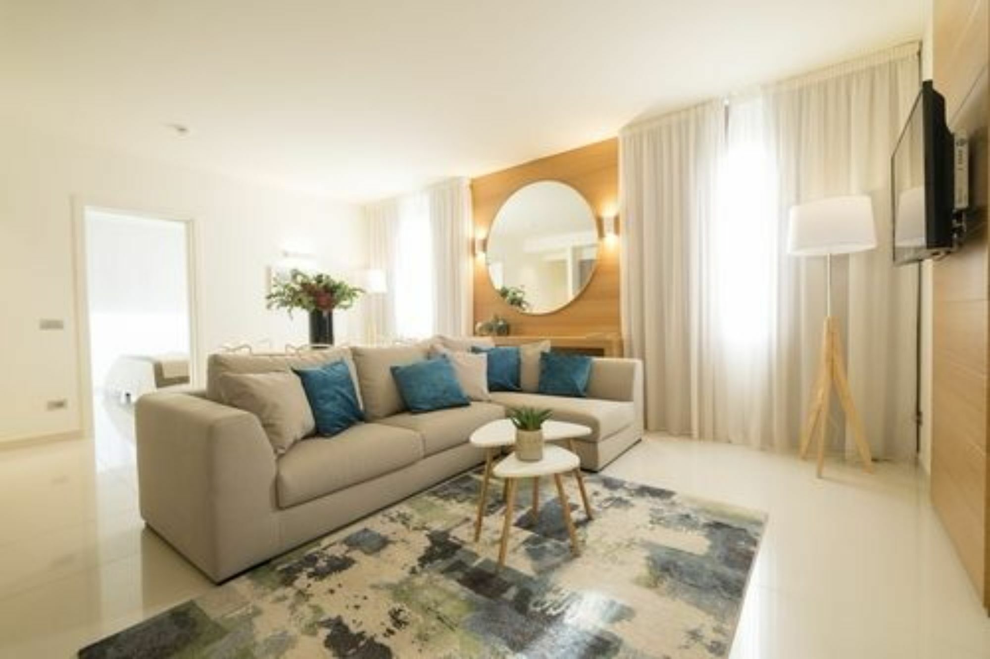 Apart-hotel Metropol Ceccarini - Luxury 4*